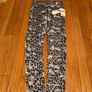 Jessica Simpson, leggings